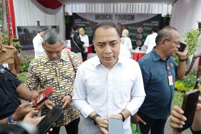 Buang Sampah Sembarangan