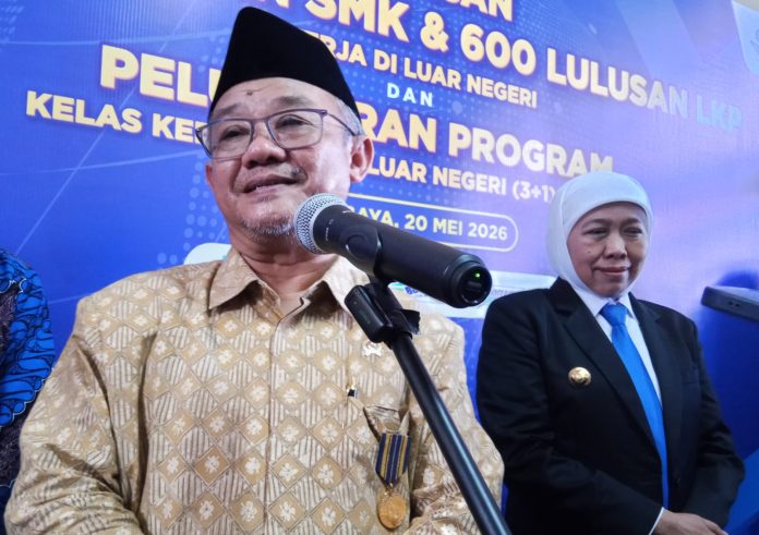 Mendikdasmen Lepas Lulusan SMK ke Luar Negeri