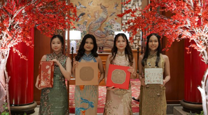 Mooncake Shangri-La Surabaya