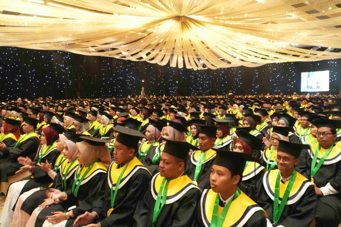 Wisudawan Unusa