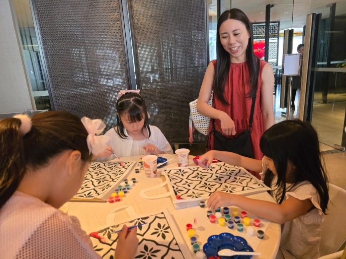 Anak-anak Mengeksplore Batik